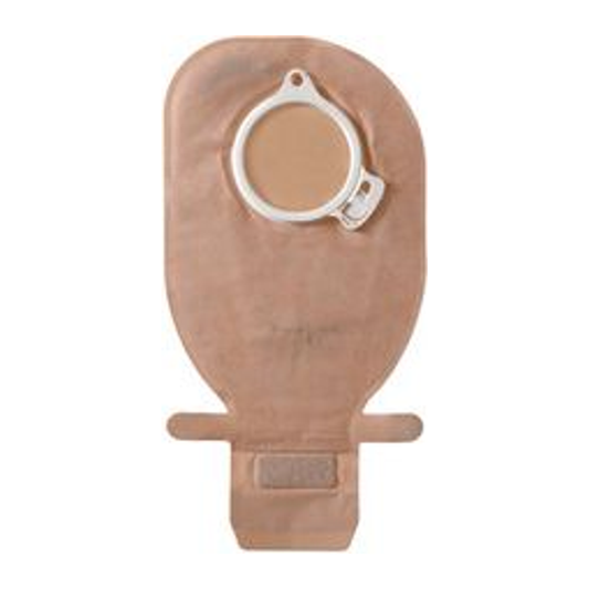 Coloplast Assura MAXI two-piece drainable ostomy pouch family with wide outlet