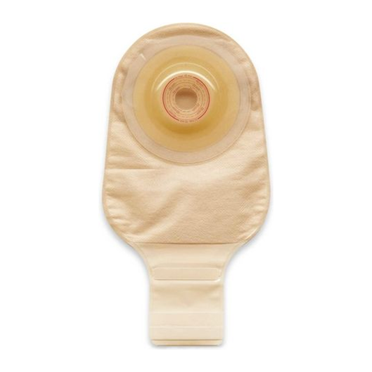 ConvaTec Esteem+ Flex Convex Drainable Pouch family representative; plateau and opening vary by selected exact SKU