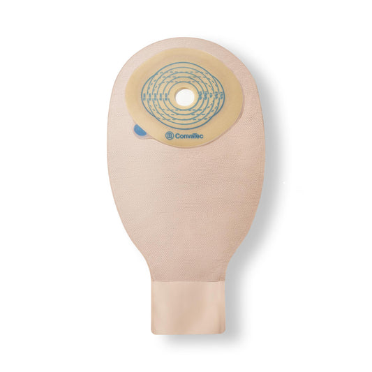 ConvaTec Esteem+ One-Piece Drainable Pouch – Clipped Closure with Filter. Exact CTE421848 product view on white.